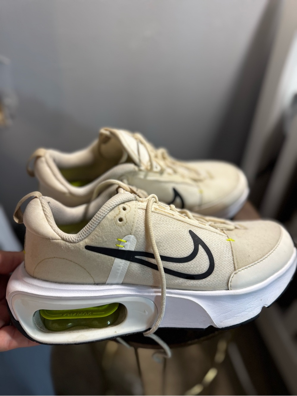 Nike air max interlock